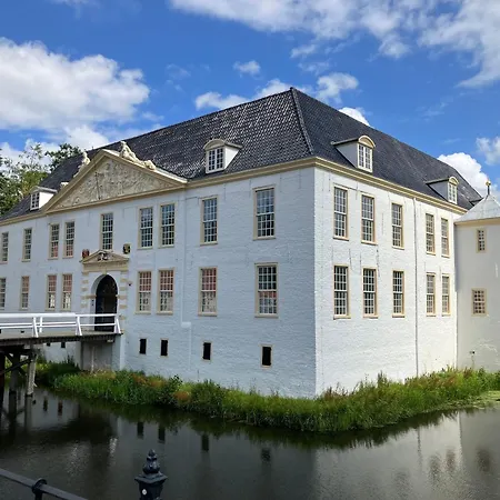 Haus Luesthuuske Holiday home *