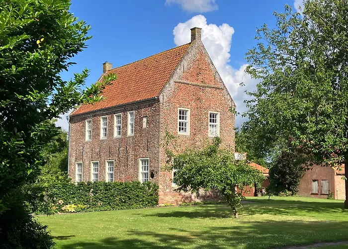 Haus Luesthuuske Tatil Evi *